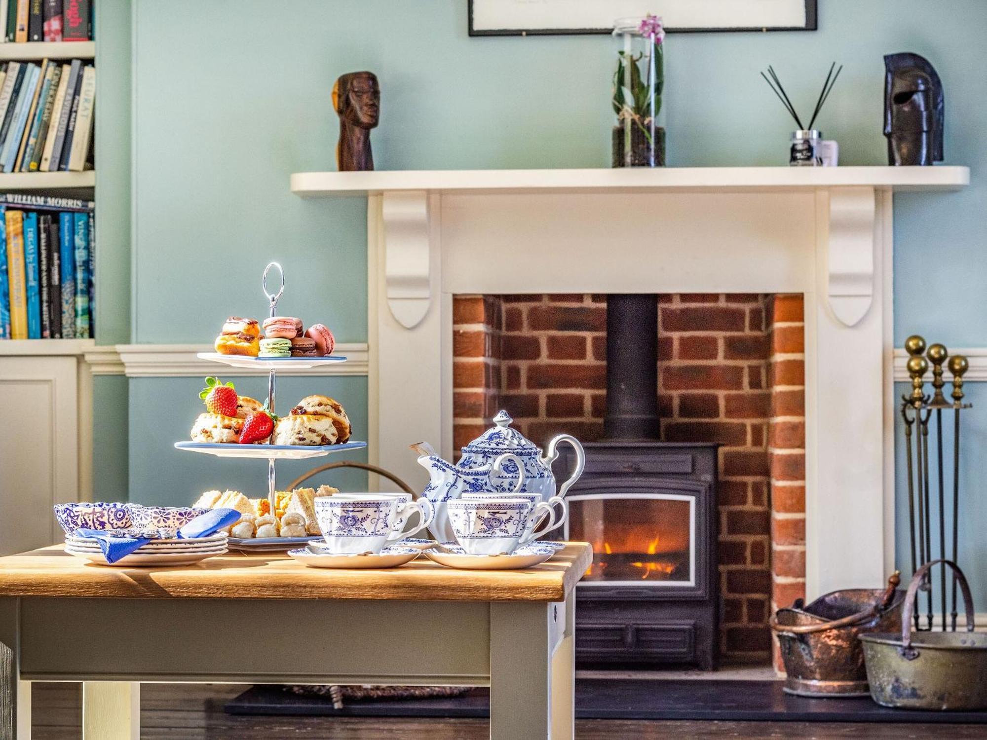 Hemblington Hall Arts And Leisure Ltd South Walsham Extérieur photo